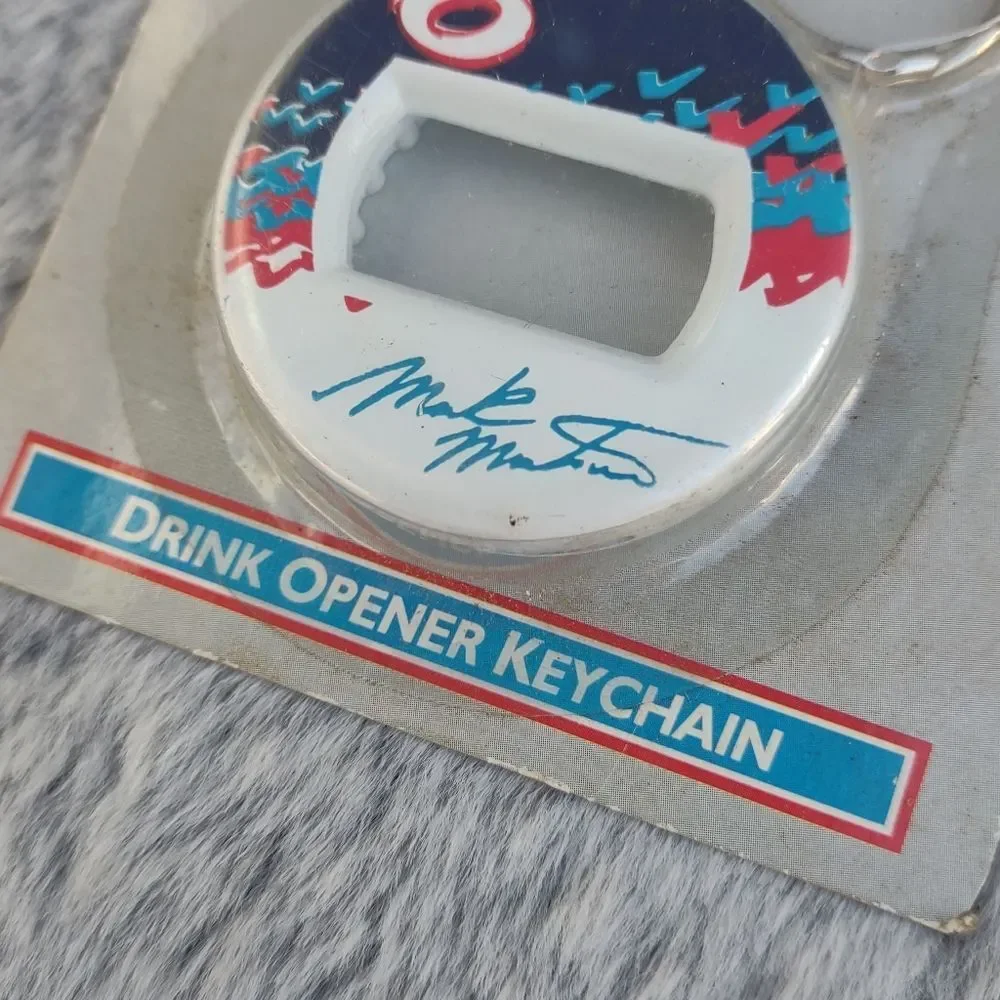Legends of Racing‎ Mark Martin #6 Drink Opener Keychain